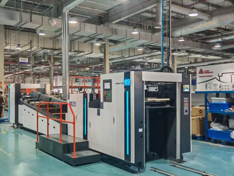 New Star စက်အသစ် FHSGJ-760 Full Automatic မြန်နှုန်းမြင့် Full/spot Varnish စက်ကို အင်ဒိုနီးရှားဖောက်သည်ထံ ပို့ဆောင်လိုက်ပါပြီ။